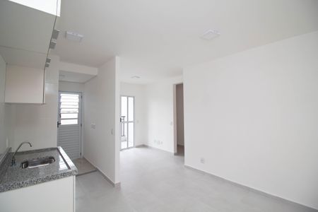 Sala de apartamento para alugar com 2 quartos, 50m² em Vila Iris, Guarulhos
