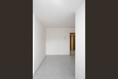 Sala de apartamento para alugar com 2 quartos, 50m² em Vila Iris, Guarulhos