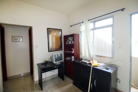 Casa à venda com 230m², 4 quartos e 3 vagasSala 2