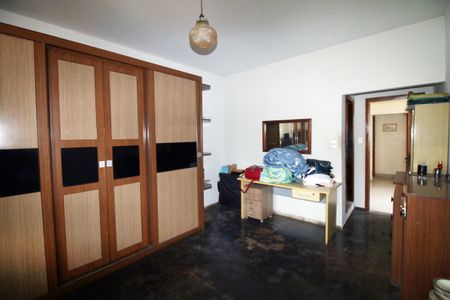 Casa à venda com 230m², 4 quartos e 3 vagasQuarto 2 - Suíte