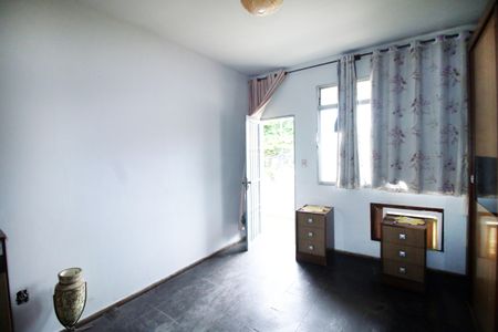 Casa à venda com 230m², 4 quartos e 3 vagasQuarto 2 - Suíte