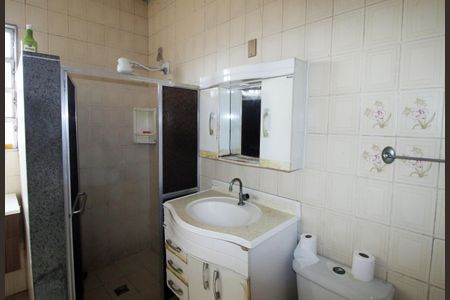 Casa à venda com 230m², 4 quartos e 3 vagasBanheiro Social