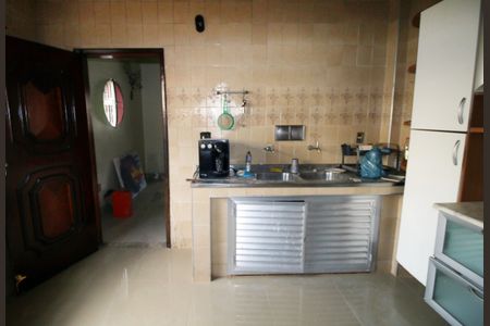 Casa à venda com 230m², 4 quartos e 3 vagasCozinha