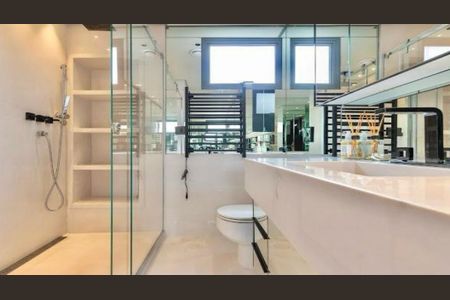 Apartamento à venda com 2 quartos, 227m² em Moema, São Paulo