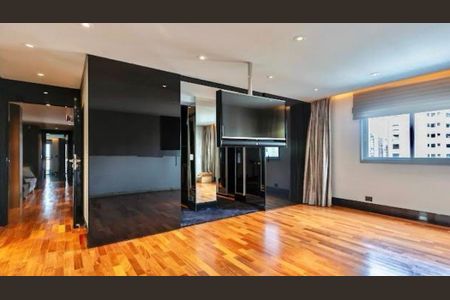 Apartamento à venda com 2 quartos, 227m² em Moema, São Paulo