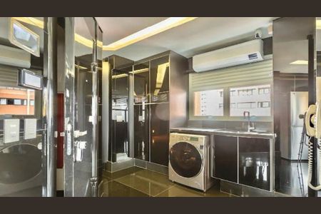 Apartamento à venda com 227m², 2 quartos e 4 vagas