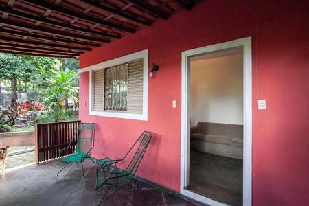 Casa para alugar com 7700m², 2 quartos e 8 vagas Casa para alugar com 7700m², 2 quartos e 8 vagasVaranda