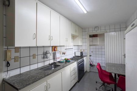 Casa para alugar com 7700m², 2 quartos e 8 vagas Casa para alugar com 7700m², 2 quartos e 8 vagasCozinha