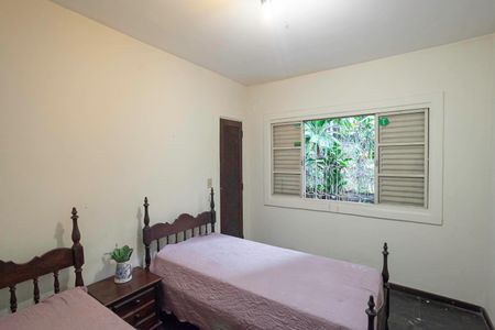 Casa para alugar com 7700m², 2 quartos e 8 vagas Casa para alugar com 7700m², 2 quartos e 8 vagasQuarto