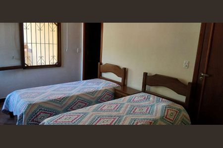 Casa à venda com 4 quartos, 445m² em Itacoatiara, Niterói