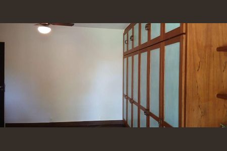 Casa à venda com 4 quartos, 445m² em Itacoatiara, Niterói