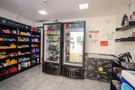 Apartamento à venda com 48m², 2 quartos e sem vagaMini Mercado