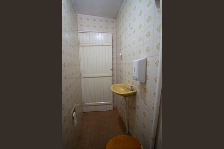 Casa para alugar com 60m², 1 quarto e sem vaga Casa para alugar com 60m², 1 quarto e sem vagaBanheiro