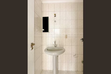 Apartamento para alugar com 63m², 2 quartos e sem vagaBanheiro