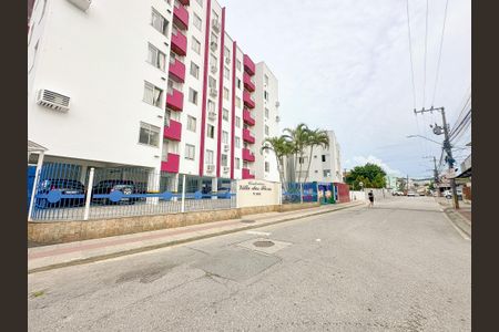 Apartamento para alugar com 63m², 2 quartos e sem vagaVista da Rua