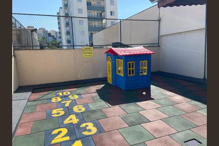 Apartamento à venda com 48m², 2 quartos e 1 vaga Apartamento à venda com 48m², 2 quartos e 1 vagaÁrea comum - Playground