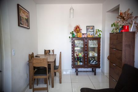 Apartamento à venda com 48m², 2 quartos e 1 vaga Apartamento à venda com 48m², 2 quartos e 1 vagaSala