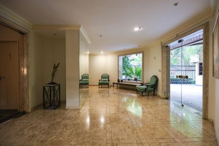 Apartamento à venda com 242m², 3 quartos e 4 vagasÁrea comum