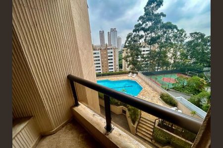 Apartamento à venda com 242m², 3 quartos e 4 vagasvista suite