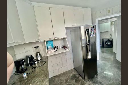 Apartamento à venda com 242m², 3 quartos e 4 vagasCozinha