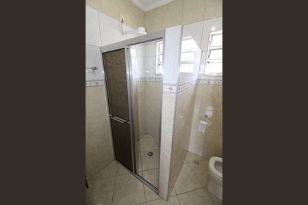 Casa para alugar com 180m², 3 quartos e 3 vagasBanheiro 2 