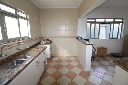 Casa para alugar com 180m², 3 quartos e 3 vagasCozinha