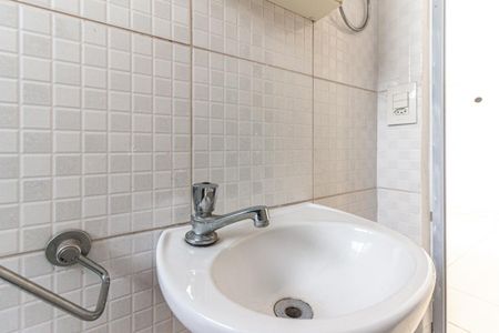 Apartamento para alugar com 45m², 1 quarto e sem vaga Apartamento para alugar com 45m², 1 quarto e sem vagaBanheiro