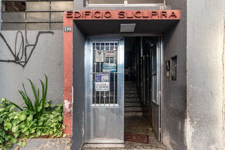 Apartamento para alugar com 45m², 1 quarto e sem vaga Apartamento para alugar com 45m², 1 quarto e sem vagaFachada - Plaquinha