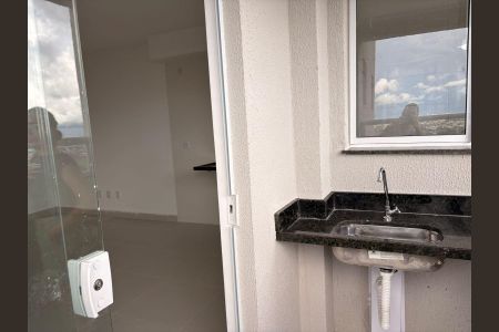 Apartamento para alugar com 57m², 2 quartos e 1 vaga Apartamento para alugar com 57m², 2 quartos e 1 vagaSacada