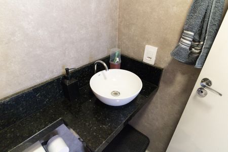 Apartamento à venda com 37m², 2 quartos e sem vaga Apartamento à venda com 37m², 2 quartos e sem vagaBanheiro