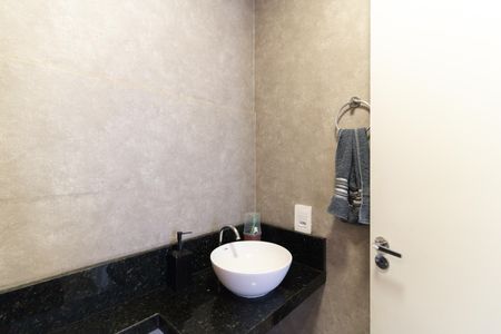 Apartamento à venda com 37m², 2 quartos e sem vaga Apartamento à venda com 37m², 2 quartos e sem vagaBanheiro