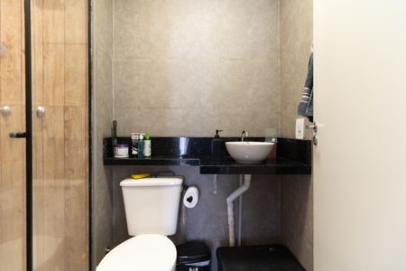 Apartamento à venda com 37m², 2 quartos e sem vaga Apartamento à venda com 37m², 2 quartos e sem vagaBanheiro