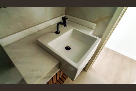 Apartamento à venda com 73m², 3 quartos e 1 vagaBanheiro social 