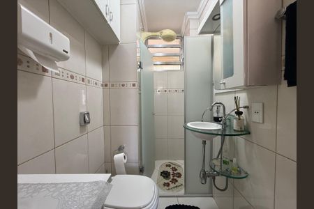 Apartamento para alugar com 47m², 2 quartos e sem vagaBanheiro