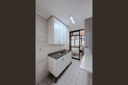Apartamento à venda com 58m², 2 quartos e 1 vagaCozinha