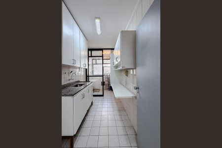 Apartamento à venda com 58m², 2 quartos e 1 vagaCozinha