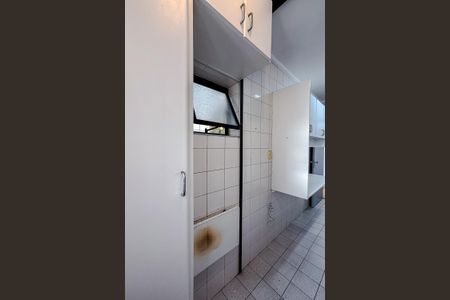 Apartamento à venda com 58m², 2 quartos e 1 vagaÁrea de Serviço