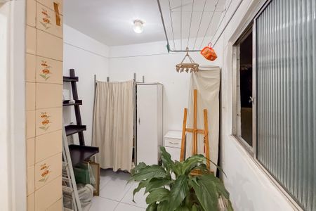 Apartamento à venda com 80m², 2 quartos e 1 vagaÁrea de Serviço