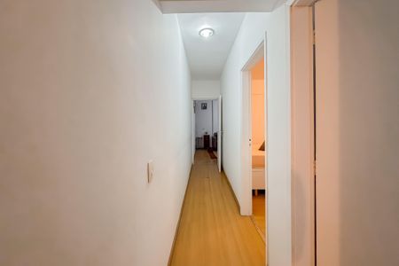 Corredor de apartamento para alugar com 2 quartos, 80m² em Vila Mariana, São Paulo