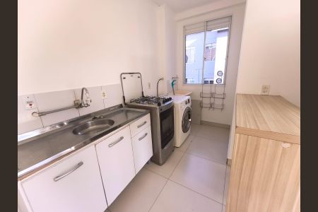 Cozinha de apartamento à venda com 2 quartos, 390m² em Morro Santana, Porto Alegre