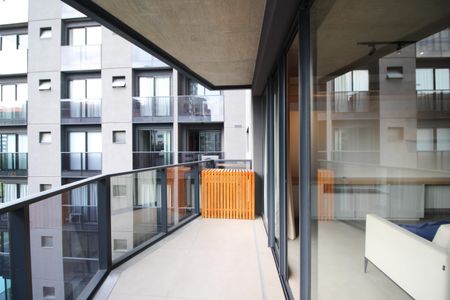 Studio para alugar com 57m², 1 quarto e 1 vaga Studio para alugar com 57m², 1 quarto e 1 vagaVaranda