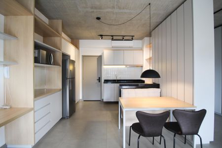 Studio para alugar com 57m², 1 quarto e 1 vaga Studio para alugar com 57m², 1 quarto e 1 vagaCozinha