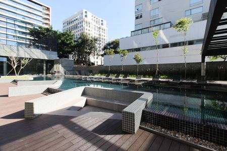 Studio para alugar com 57m², 1 quarto e 1 vaga Studio para alugar com 57m², 1 quarto e 1 vagaÁrea comum - Piscina