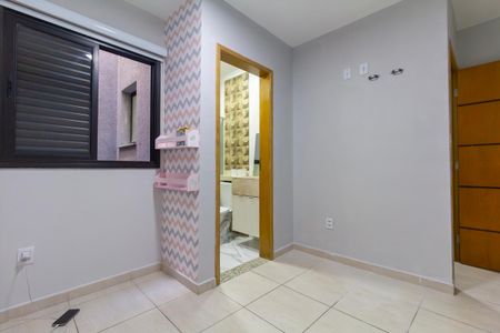 Casa de condomínio à venda com 160m², 2 quartos e 2 vagas Casa de condomínio à venda com 160m², 2 quartos e 2 vagasQuarto 1