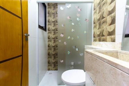 Casa de condomínio à venda com 160m², 2 quartos e 2 vagas Casa de condomínio à venda com 160m², 2 quartos e 2 vagasBanheiro 1