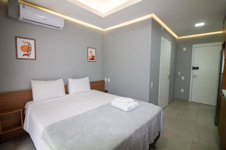 Studio à venda com 24m², 1 quarto e sem vaga Studio à venda com 24m², 1 quarto e sem vagaSala / Quarto - Studio