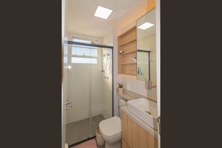 Apartamento para alugar com 44m², 2 quartos e 1 vaga Apartamento para alugar com 44m², 2 quartos e 1 vagaBanheiro social