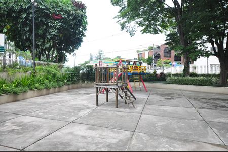 Apartamento para alugar com 90m², 2 quartos e 1 vagaPlayground