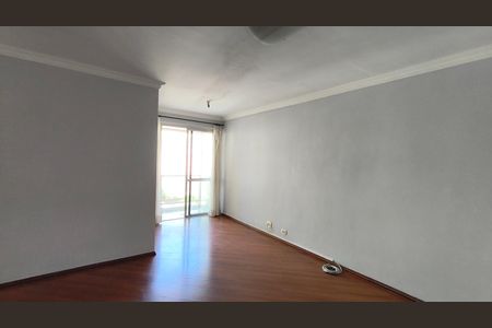 Apartamento à venda com 102m², 3 quartos e 1 vaga Apartamento à venda com 102m², 3 quartos e 1 vagaSala