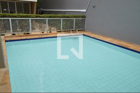 Apartamento à venda com 102m², 3 quartos e 1 vaga Apartamento à venda com 102m², 3 quartos e 1 vagaPiscina